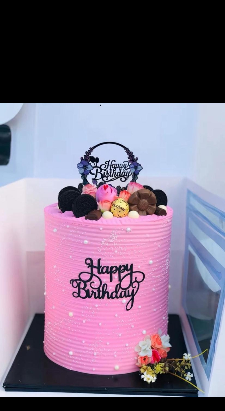 Delicious Cakes, Pastries & Snacks for All Occasions