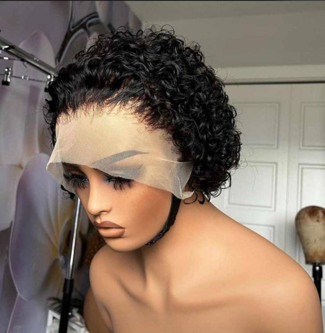 Wigs, Hair extensions and bundles